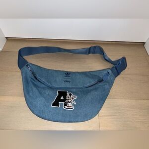 Adidas x Disney Mickey Mouse HK0147 Waistbag- PREOWNED